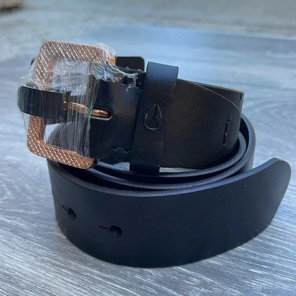 Nixon Heritage Leather Belt, black/rose gold - Picture 2 of 9